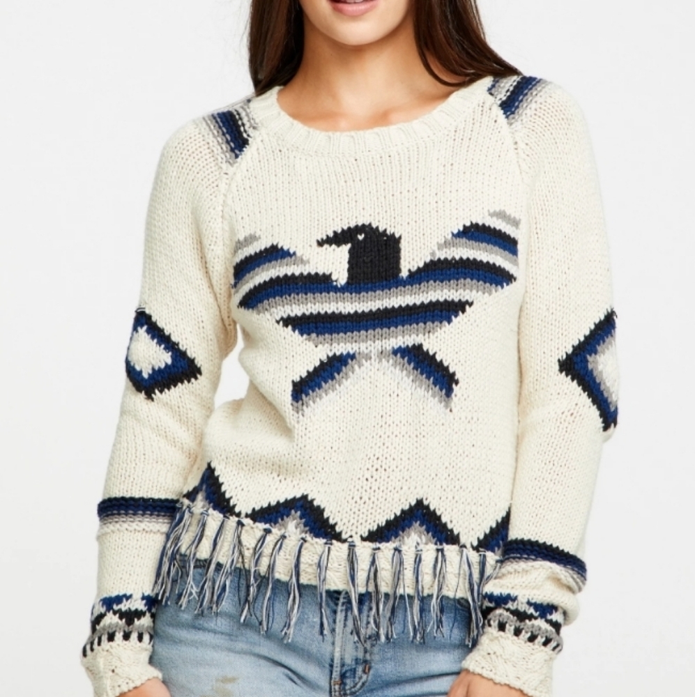 CHASER Eagle Fringe Cropped Crew Neck Pullover